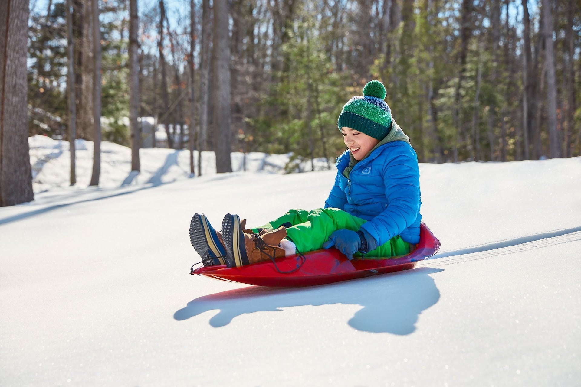 Mega Blitz Kinder 1 Person Plastik Winter Schneeschlitten / Rodel mit Bremsen & Abschleppseil