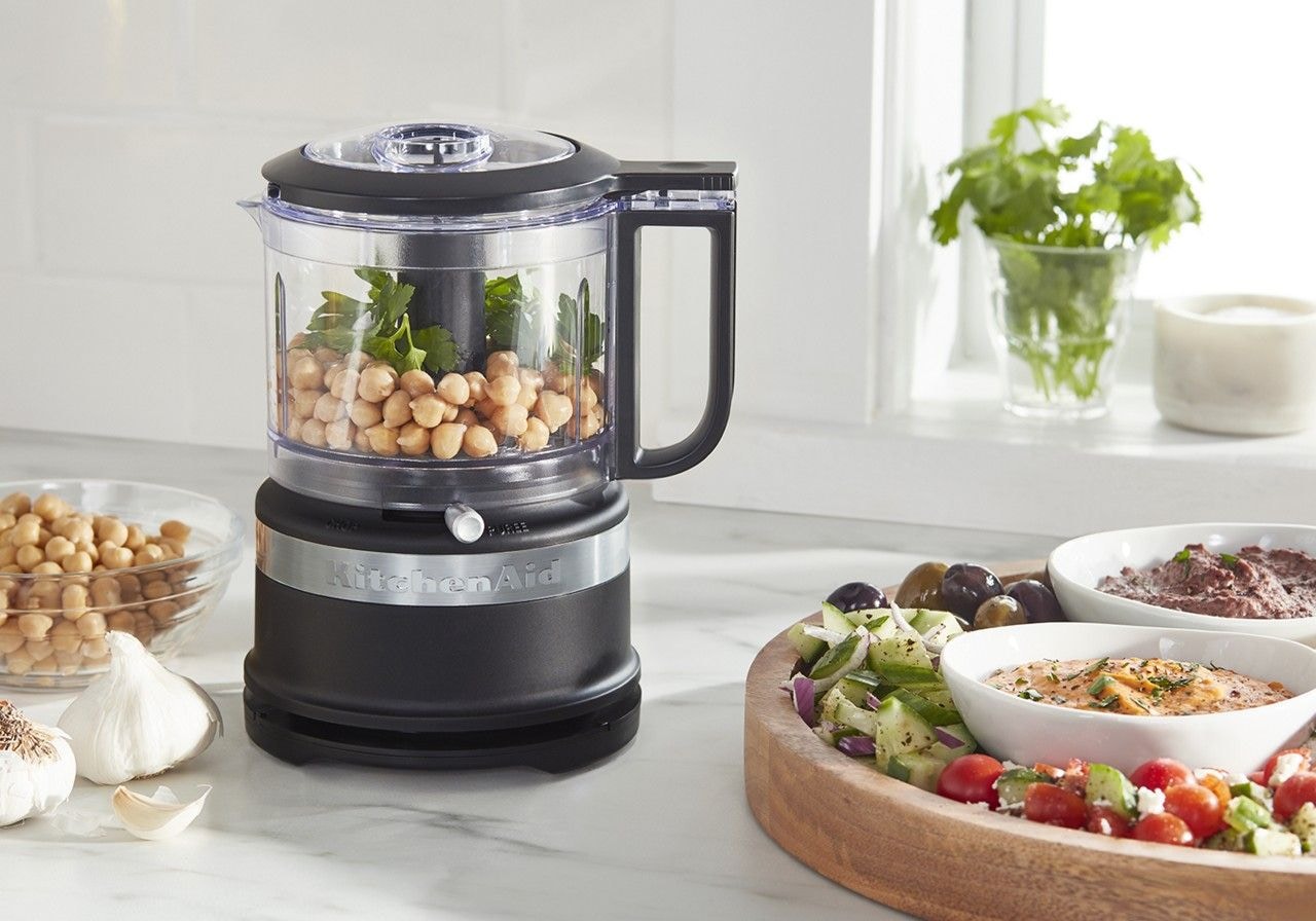 KitchenAid kompakter Lebensmittelhäcksler mit sicheren Teilen für Geschirrspüler, schwarz