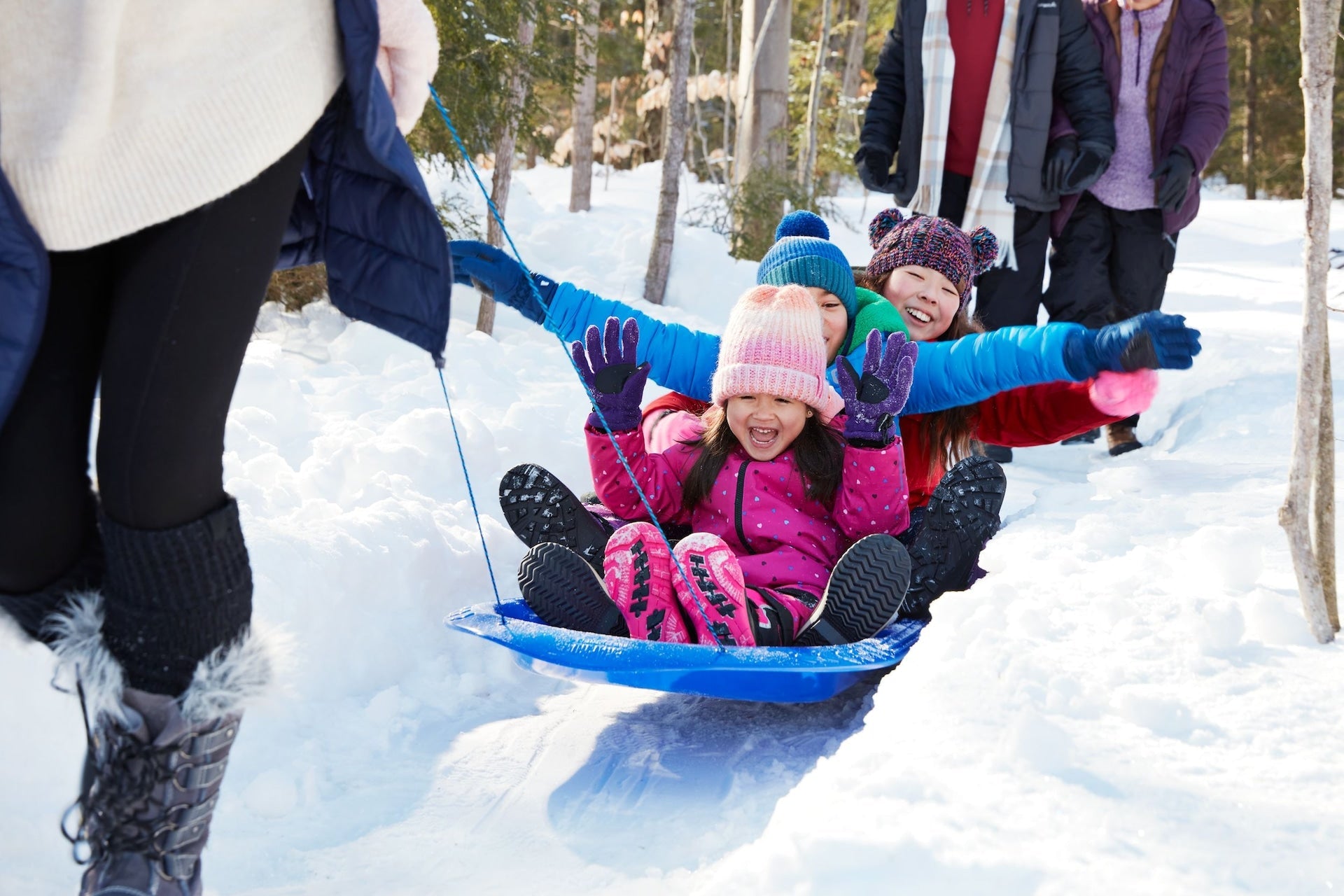 Manitou Kinder große 3-Personen leichtes Plastik Winter Schneeschlitten / Rodel