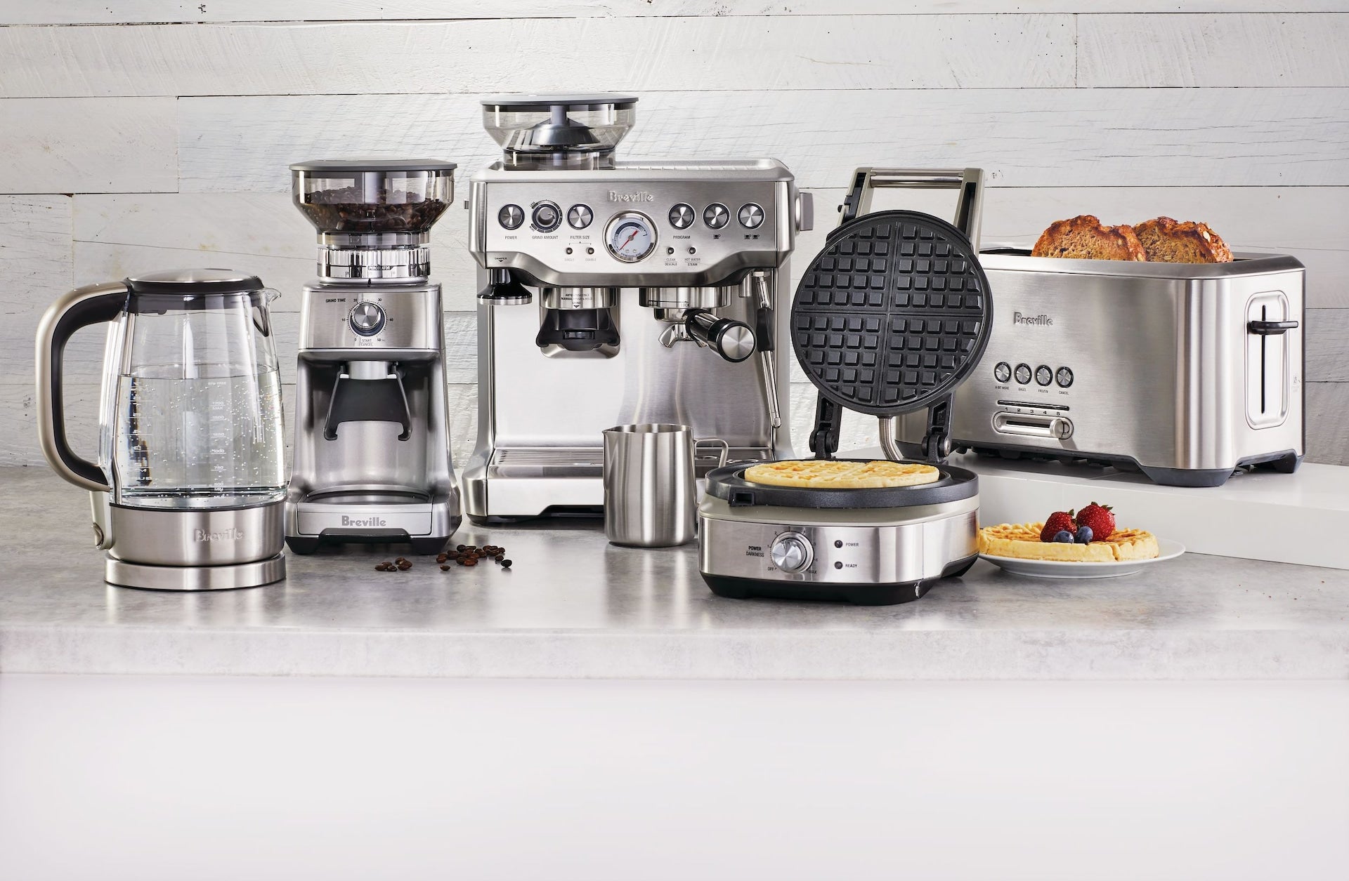 Breville „a bit more 4-Scheiben-Toaster, gebürstet aus Edelstahl